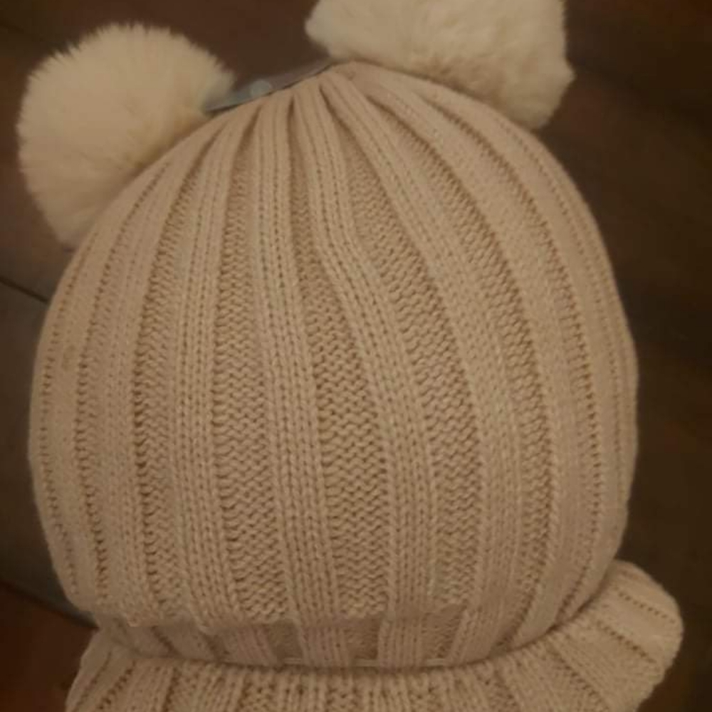 Pom beanie